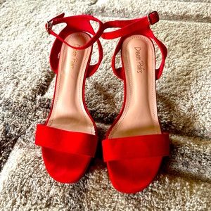 Red Dream Pairs 3 inch Heels Size 7